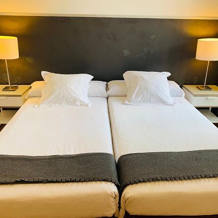 Super Balmes Guest House Barcelona Exterior foto