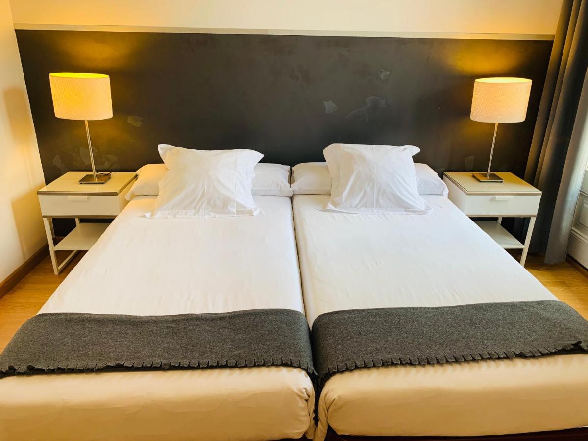 Super Balmes Guest House Barcelona Exterior foto