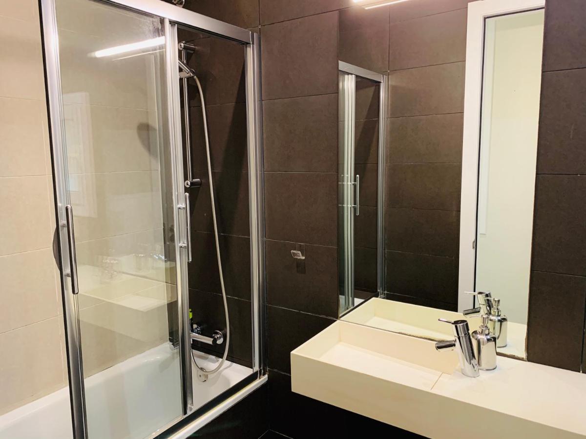 Super Balmes Guest House Barcelona Exterior foto